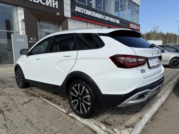 Lada (ВАЗ) Vesta I Рестайлинг (NG) с пробегом 2024 года, цена 1 571 383 рубля, 26844 км, универсал, Автокод Объявления