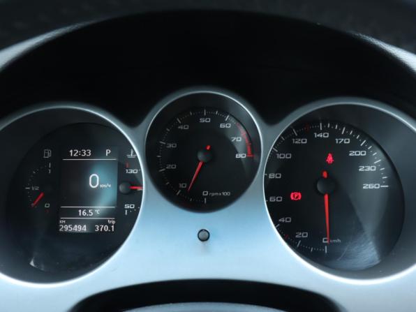 SEAT Altea I Рестайлинг с пробегом 2012 года, цена 760 000 рублей, 295493 км, компактвэн, Автокод Объявления