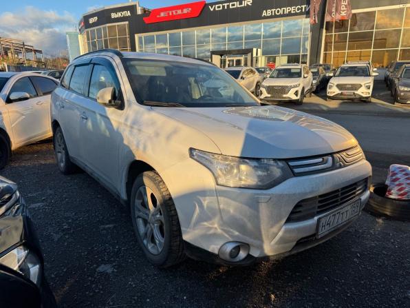 Mitsubishi Outlander III с пробегом 2014 года, цена 1 240 000 рублей, 183396 км, внедорожник, Автокод Объявления