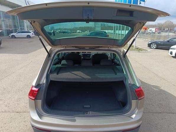 Volkswagen Tiguan II с пробегом 2017 года, цена 1 920 000 рублей, 121000 км, внедорожник, Автокод Объявления
