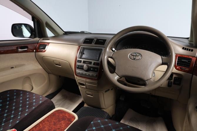 Toyota Ipsum II (M20) Рестайлинг с пробегом 2004 года, цена 949 000 рублей, 290000 км, компактвэн, Автокод Объявления