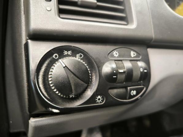 Lada (ВАЗ) Priora I с пробегом 2011 года, цена 199 000 рублей, 198700 км, хэтчбек, Автокод Объявления