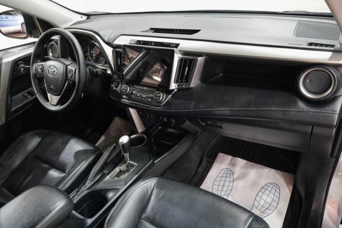 Toyota RAV4 IV (XA40) с пробегом 2013 года, цена 1 979 000 рублей, 189000 км, внедорожник, Автокод Объявления
