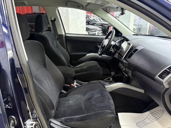 Mitsubishi Outlander II Рестайлинг с пробегом 2010 года, цена 1 095 000 рублей, 225433 км, внедорожник, Автокод Объявления