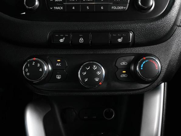 Kia Ceed II с пробегом 2013 года, цена 1 029 000 рублей, 257122 км, хэтчбек, Автокод Объявления