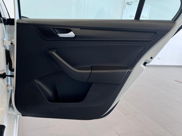 Volkswagen Polo VI с пробегом 2021 года, цена 1 650 000 рублей, 110539 км, лифтбек, Автокод Объявления