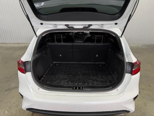Kia Ceed III с пробегом 2018 года, цена 1 597 000 рублей, 156038 км, хэтчбек, Автокод Объявления