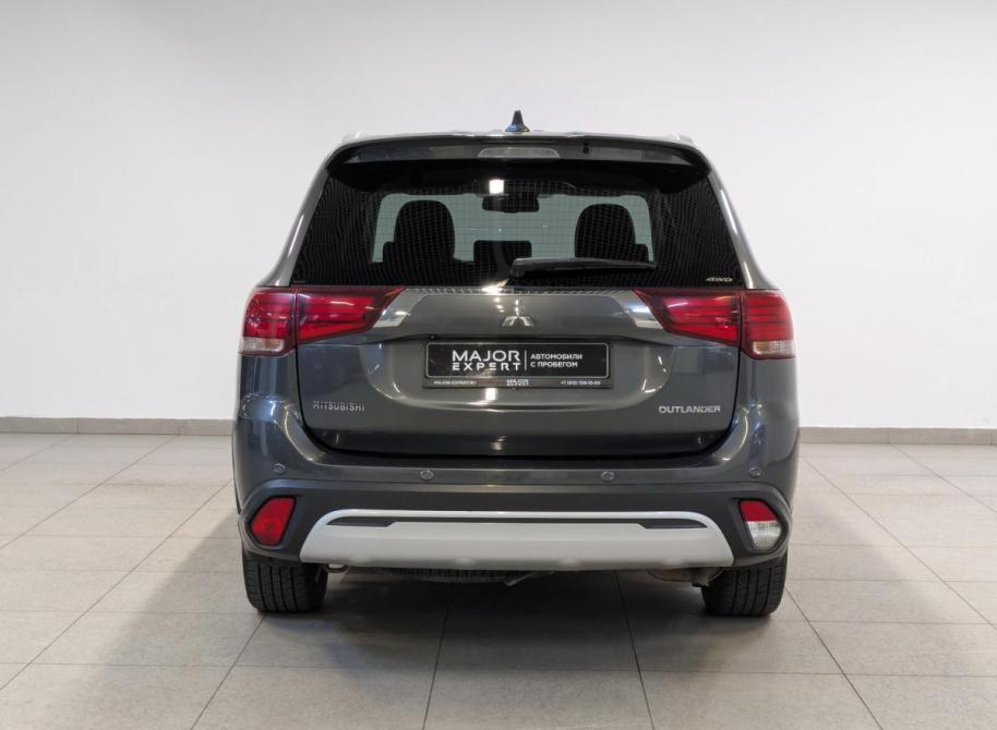 Mitsubishi Outlander III Рестайлинг 3 Санкт-Петербург  - изображение 6
