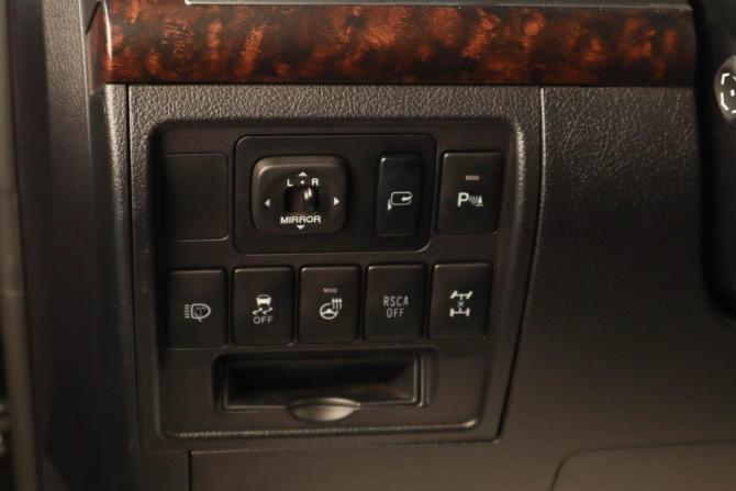 Toyota Land Cruiser 200 Series Рестайлинг 1 с пробегом 2012 года, цена 3 749 000 рублей, 199000 км, внедорожник, Автокод Объявления