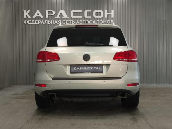 Volkswagen Touareg II Рестайлинг с пробегом 2014 года, цена 2 150 000 рублей, 287500 км, внедорожник, Автокод Объявления
