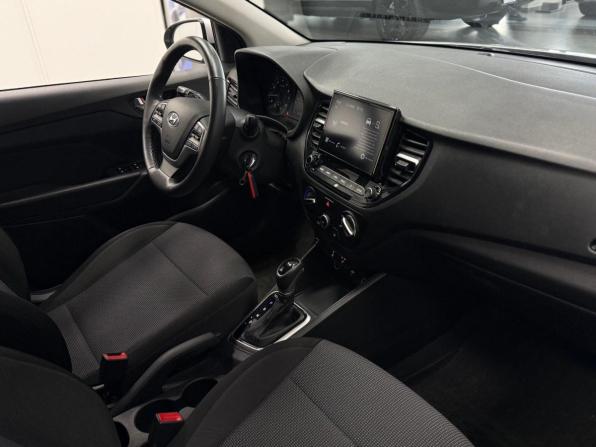 Hyundai Solaris II Рестайлинг с пробегом 2021 года, цена 1 350 000 рублей, 103050 км, седан, Автокод Объявления