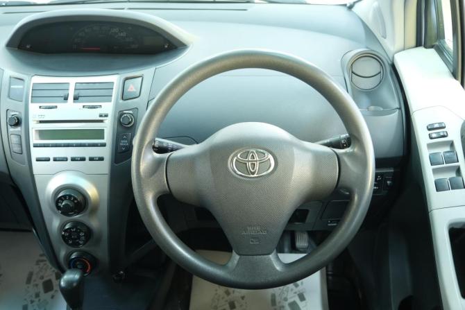 Toyota Vitz II (XP90) с пробегом 2009 года, цена 739 000 рублей, 137210 км, хэтчбек, Автокод Объявления