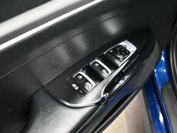 Kia K5 III с пробегом 2020 года, цена 2 395 000 рублей, 135623 км, седан, Автокод Объявления