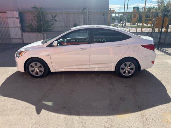 Hyundai Solaris I Рестайлинг с пробегом 2015 года, цена 799 900 рублей, 123000 км, седан, Автокод Объявления