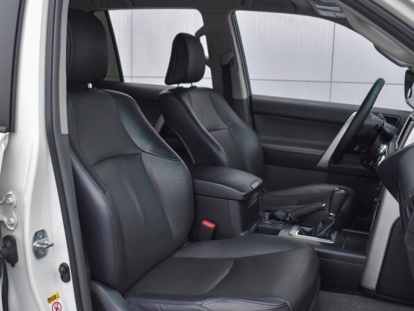 Toyota Land Cruiser Prado 150 Series с пробегом 2012 года, цена 3 369 000 рублей, 167362 км, внедорожник, Автокод Объявления