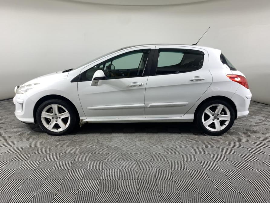 Peugeot 308 I Москва  - изображение 8