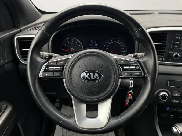 Kia Sportage IV Рестайлинг с пробегом 2019 года, цена 2 545 000 рублей, 41034 км, внедорожник, Автокод Объявления