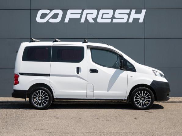 Mitsubishi Delica V с пробегом 2013 года, цена 1 680 000 рублей, 210509 км, минивэн, Автокод Объявления