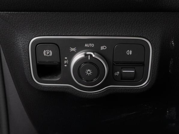 Mercedes-Benz GLB I (X247) Рестайлинг с пробегом 2025 года, цена 6 309 000 рублей, 300 км, внедорожник, Автокод Объявления