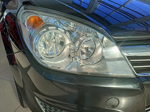 Opel Astra H Рестайлинг с пробегом 2012 года, цена 570 000 рублей, 189000 км, седан, Автокод Объявления
