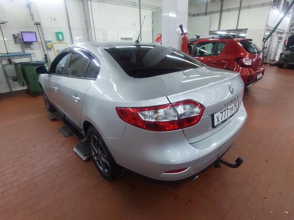 Renault Fluence I с пробегом 2012 года, цена 720 000 рублей, 75000 км, седан, Автокод Объявления