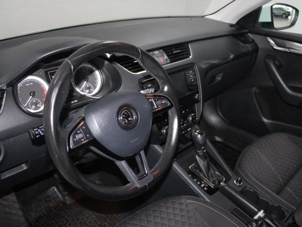 Skoda Octavia III (A7) Рестайлинг с пробегом 2017 года, цена 1 749 900 рублей, 113366 км, лифтбек, Автокод Объявления