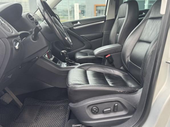Volkswagen Tiguan I Рестайлинг с пробегом 2012 года, цена 1 370 000 рублей, 206000 км, внедорожник, Автокод Объявления
