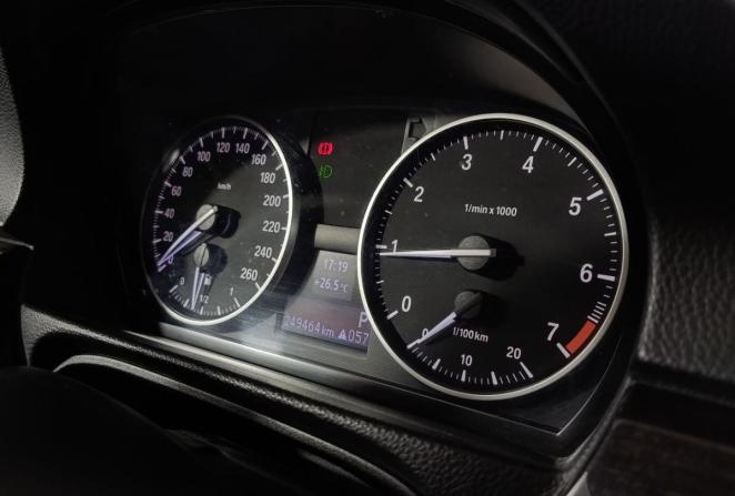 BMW 3 серии V (E90/E91/E92/E93) Рестайлинг с пробегом 2011 года, цена 892 000 рублей, 249464 км, седан, Автокод Объявления