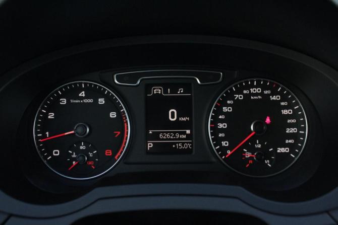 Audi Q3 I (8U) с пробегом 2013 года, цена 1 620 000 рублей, 155437 км, внедорожник, Автокод Объявления