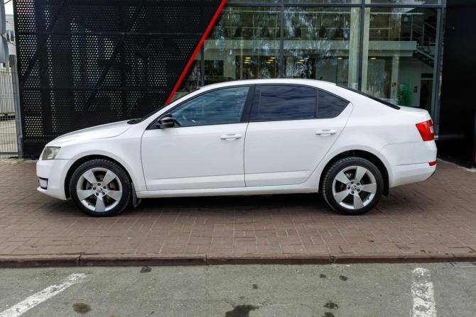 Skoda Octavia III (A7) с пробегом 2015 года, цена 1 075 000 рублей, 167000 км, лифтбек, Автокод Объявления