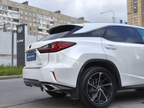Lexus RX IV с пробегом 2019 года, цена 3 446 000 рублей, 171685 км, внедорожник, Автокод Объявления