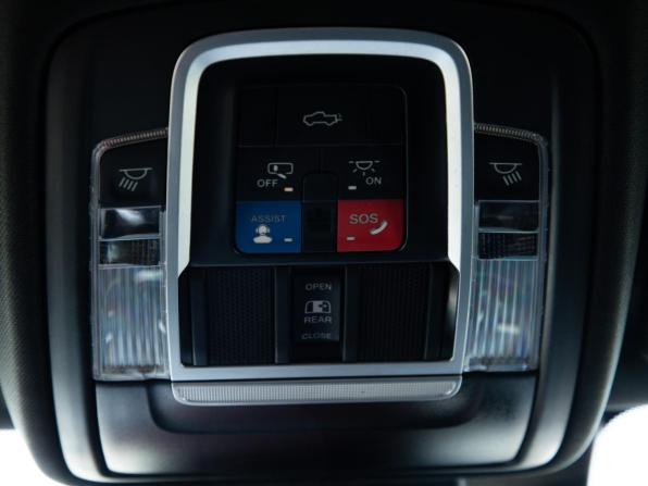 Ram 1500 V с пробегом 2023 года, цена 7 799 000 рублей, 46760 км, offers.body_type.unknown, Автокод Объявления