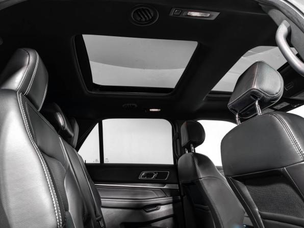 Ford Explorer V Рестайлинг с пробегом 2017 года, цена 2 490 000 рублей, 142892 км, внедорожник, Автокод Объявления
