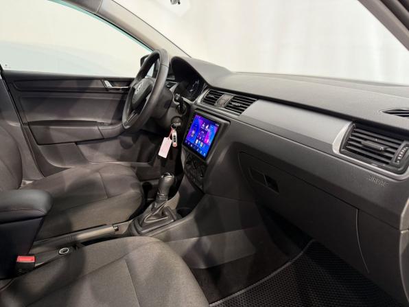 Skoda Rapid I Рестайлинг с пробегом 2019 года, цена 1 120 000 рублей, 170000 км, лифтбек, Автокод Объявления