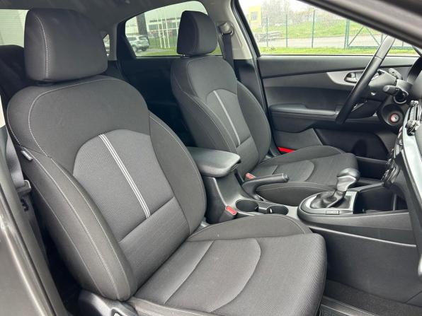 Kia Cerato IV Рестайлинг с пробегом 2021 года, цена 2 340 000 рублей, 34000 км, седан, Автокод Объявления
