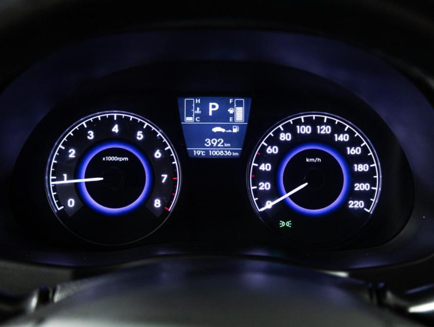 Hyundai Solaris I Рестайлинг Санкт-Петербург  - изображение 13