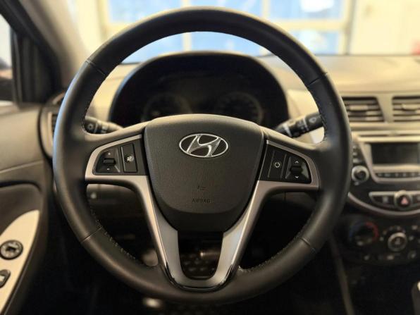 Hyundai Solaris I Рестайлинг с пробегом 2014 года, цена 970 000 рублей, 165482 км, седан, Автокод Объявления