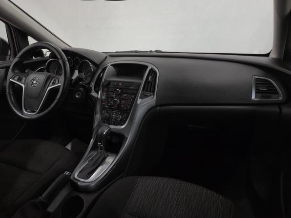 Opel Astra J Рестайлинг с пробегом 2014 года, цена 800 000 рублей, 143552 км, хэтчбек, Автокод Объявления