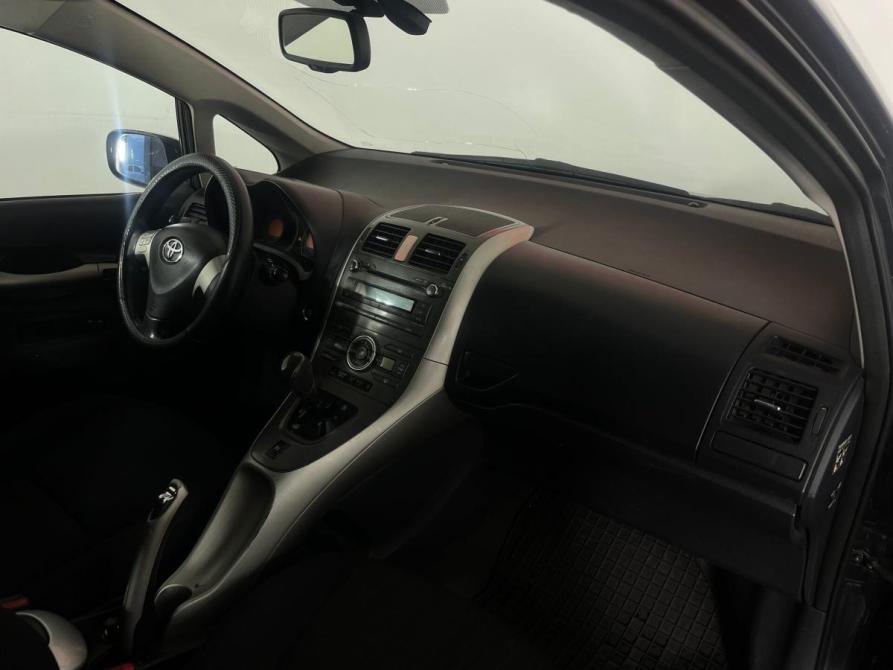 Toyota Auris I Воронеж  - изображение 11