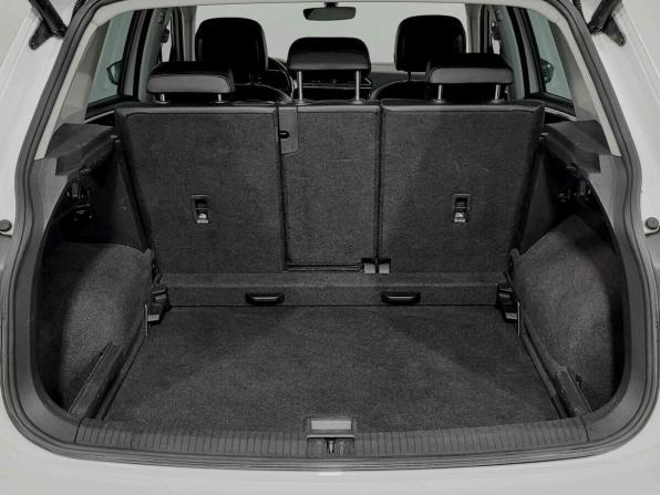 Volkswagen Tiguan II с пробегом 2017 года, цена 1 915 000 рублей, 245238 км, внедорожник, Автокод Объявления