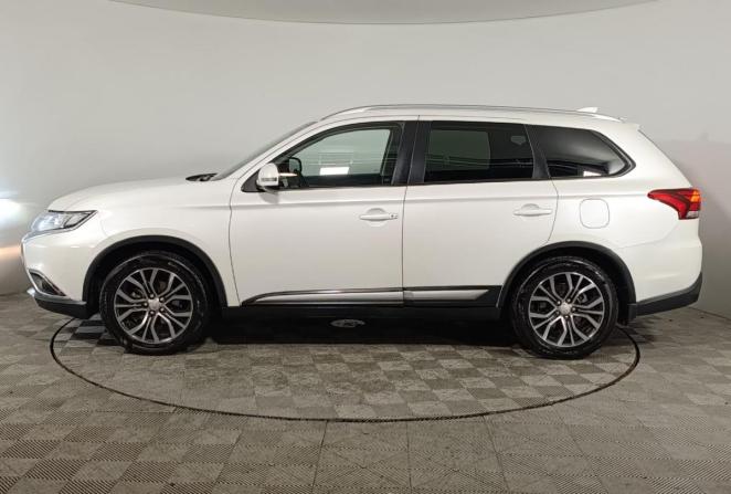 Mitsubishi Outlander III Рестайлинг 2 с пробегом 2018 года, цена 1 990 000 рублей, 96529 км, внедорожник, Автокод Объявления