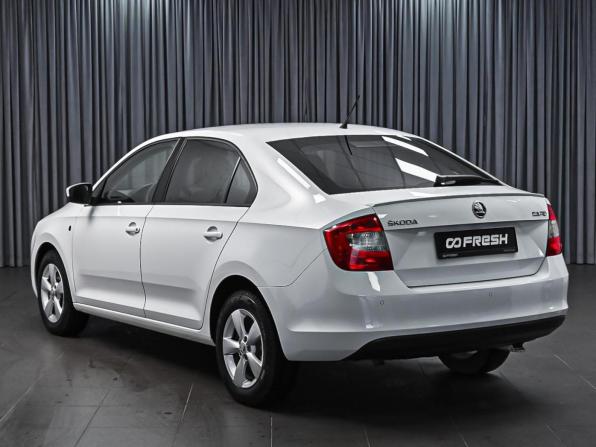 Skoda Rapid I с пробегом 2015 года, цена 1 209 000 рублей, 178745 км, лифтбек, Автокод Объявления
