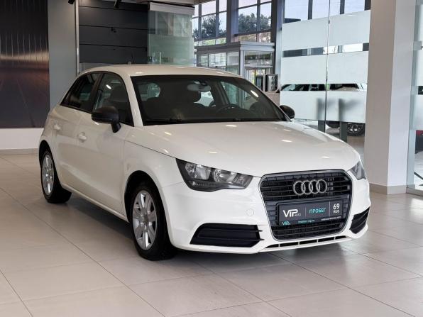 Audi A1 I (8X) с пробегом 2013 года, цена 737 000 рублей, 213165 км, хэтчбек, Автокод Объявления