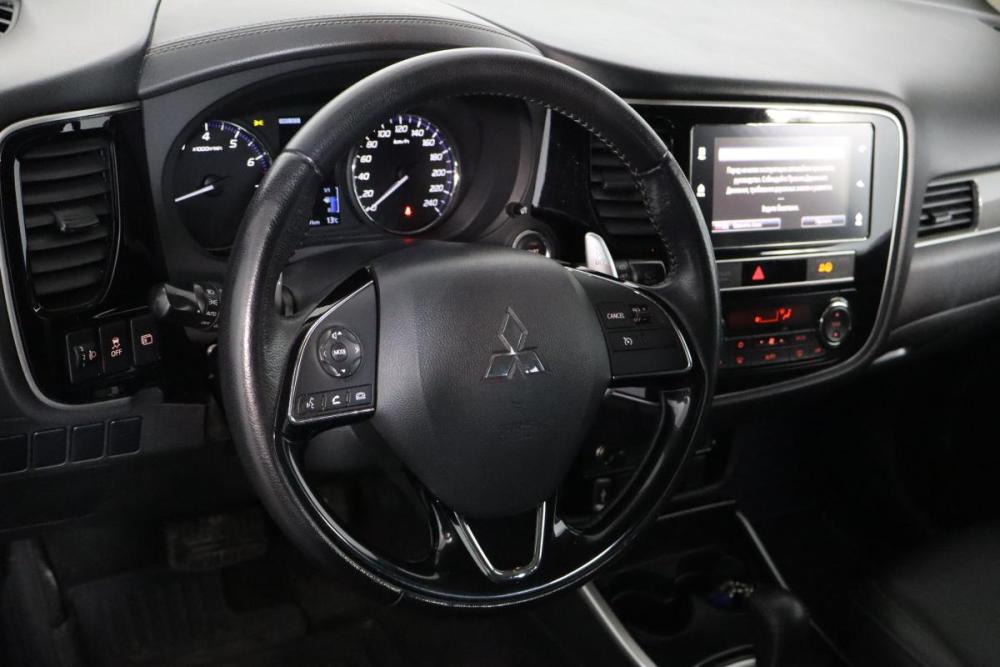 Mitsubishi Outlander III Рестайлинг 3 Санкт-Петербург  - изображение 9