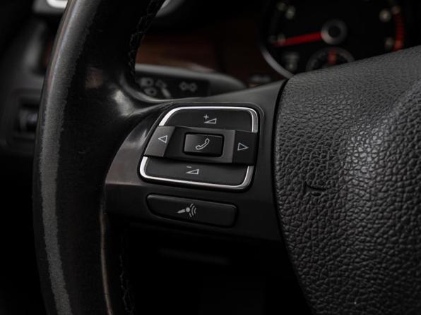 Volkswagen Passat B7 с пробегом 2014 года, цена 1 210 000 рублей, 238051 км, седан, Автокод Объявления