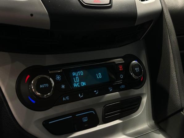 Ford Focus III с пробегом 2013 года, цена 890 000 рублей, 78055 км, хэтчбек, Автокод Объявления
