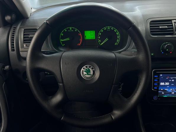 Skoda Fabia II с пробегом 2008 года, цена 366 000 рублей, 216954 км, хэтчбек, Автокод Объявления