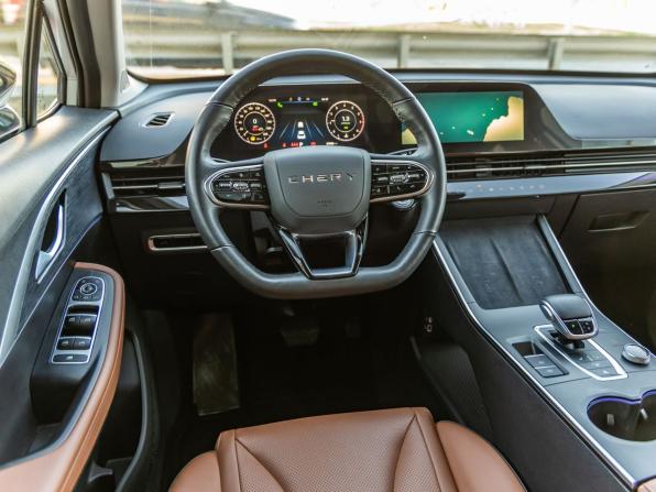 Omoda C5 I с пробегом 2022 года, цена 1 748 000 рублей, 27052 км, внедорожник, Автокод Объявления