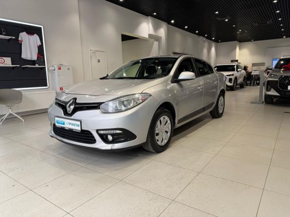 Renault Fluence I Рестайлинг с пробегом 2014 года, цена 659 000 рублей, 229925 км, седан, Автокод Объявления