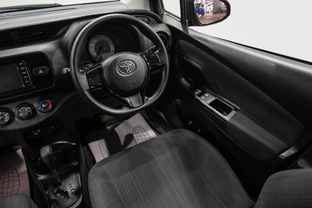 Toyota Vitz III (XP130) Рестайлинг 2 Новокузнецк  - изображение 18